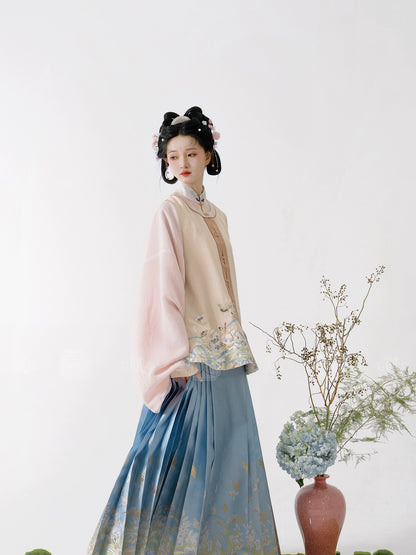 Lookbook Series Embrace Secluded Autumn Hanfu