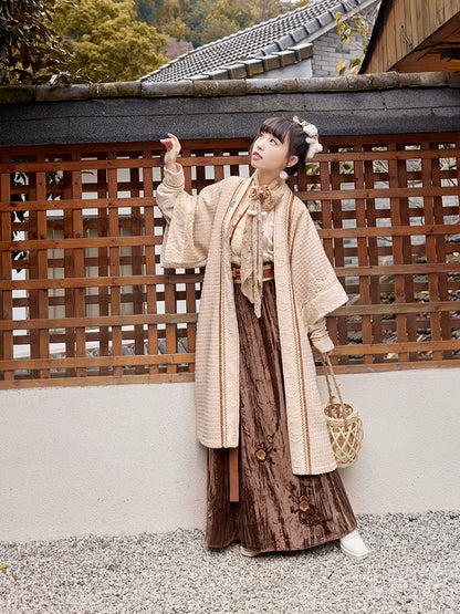 Xue Mei Yue Ying : Snow Plum Moon Shadow