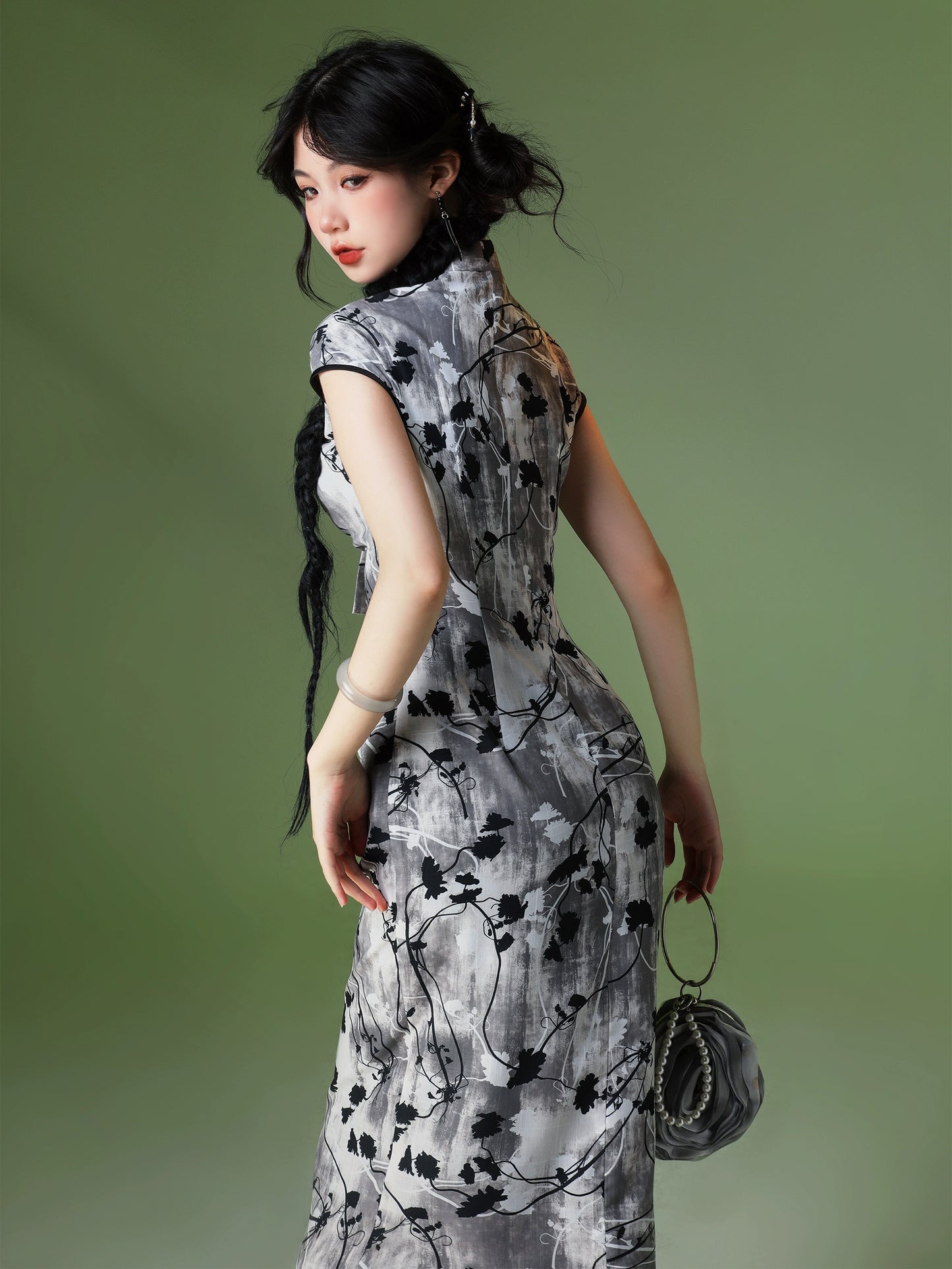 New Chinese Style Velvet Silk Cheongsam Qipao Vine Shadow