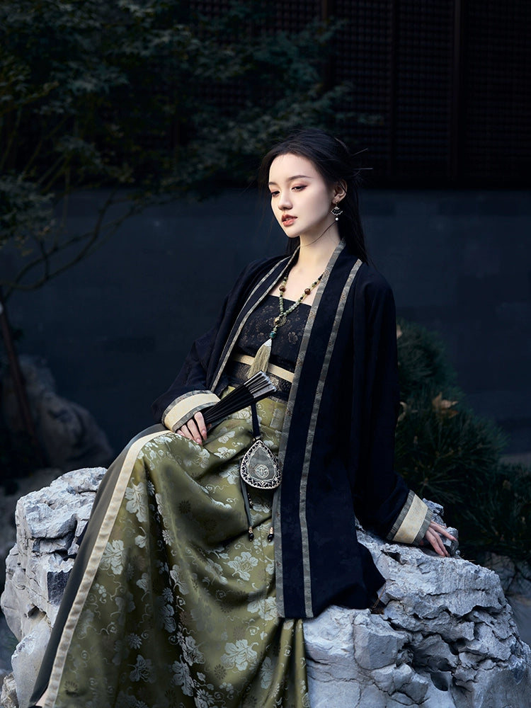Bi Shan Lan Ye : Jade Mountain Nocturne