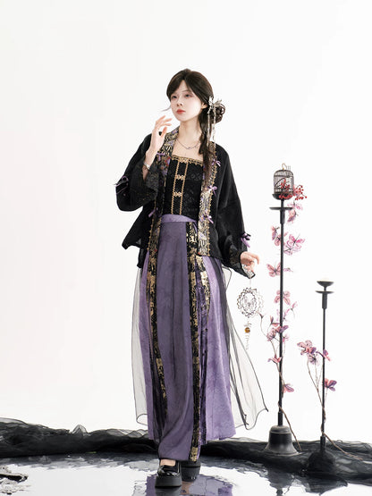 Lookbook Series Butterfly Curse