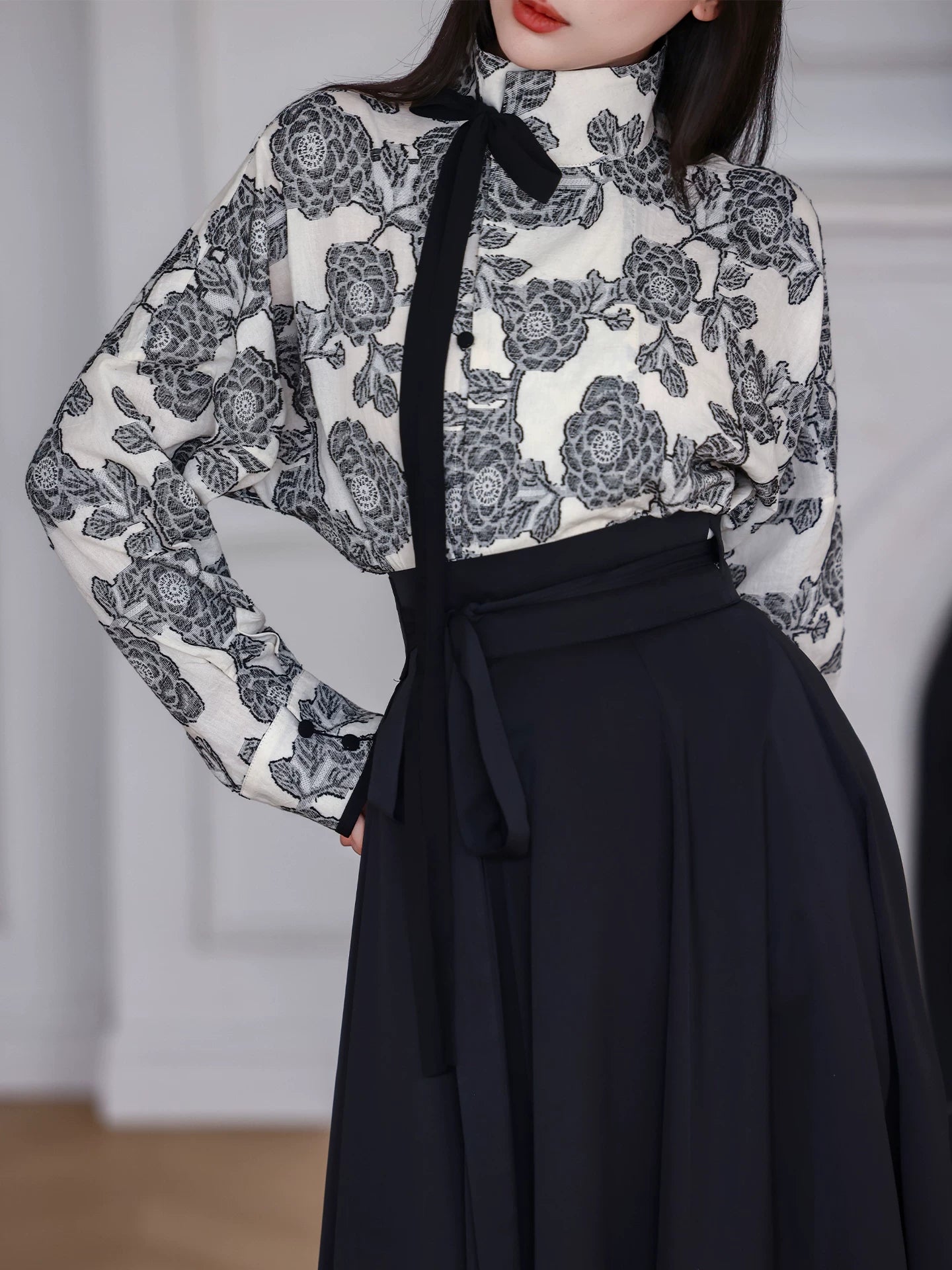 Dreams Floral Script