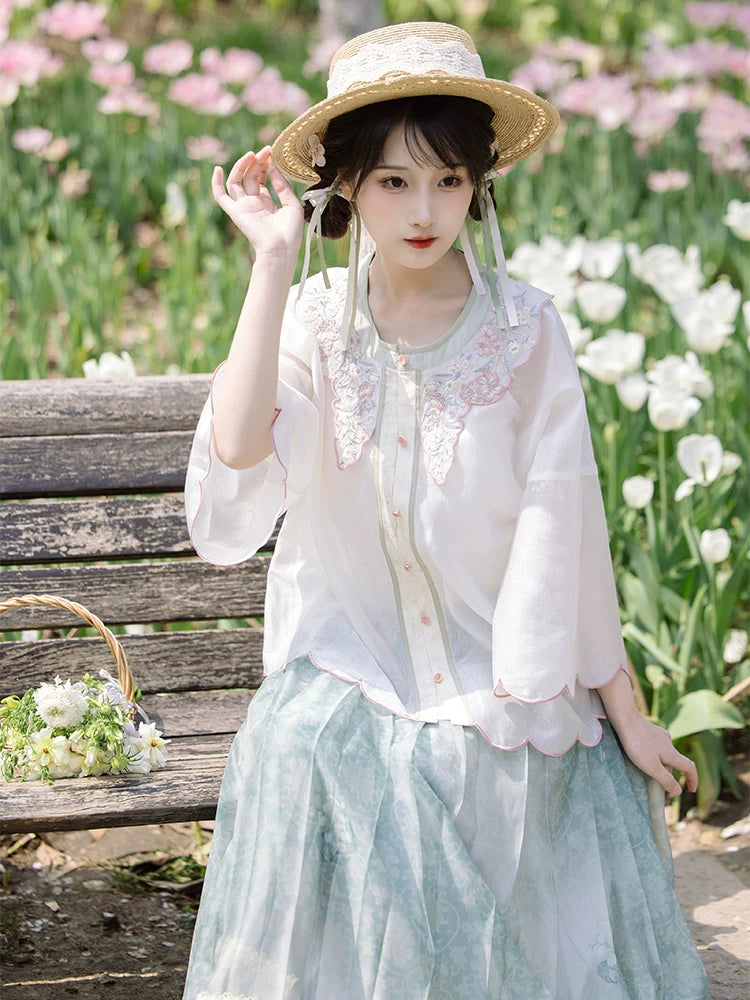 Lookbook Series Tea-Colored Bell Fragrance