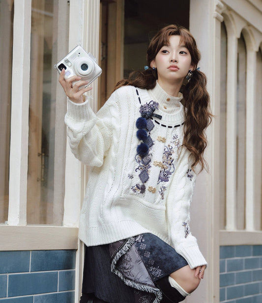 Qing Hua : Cerulean Blossom