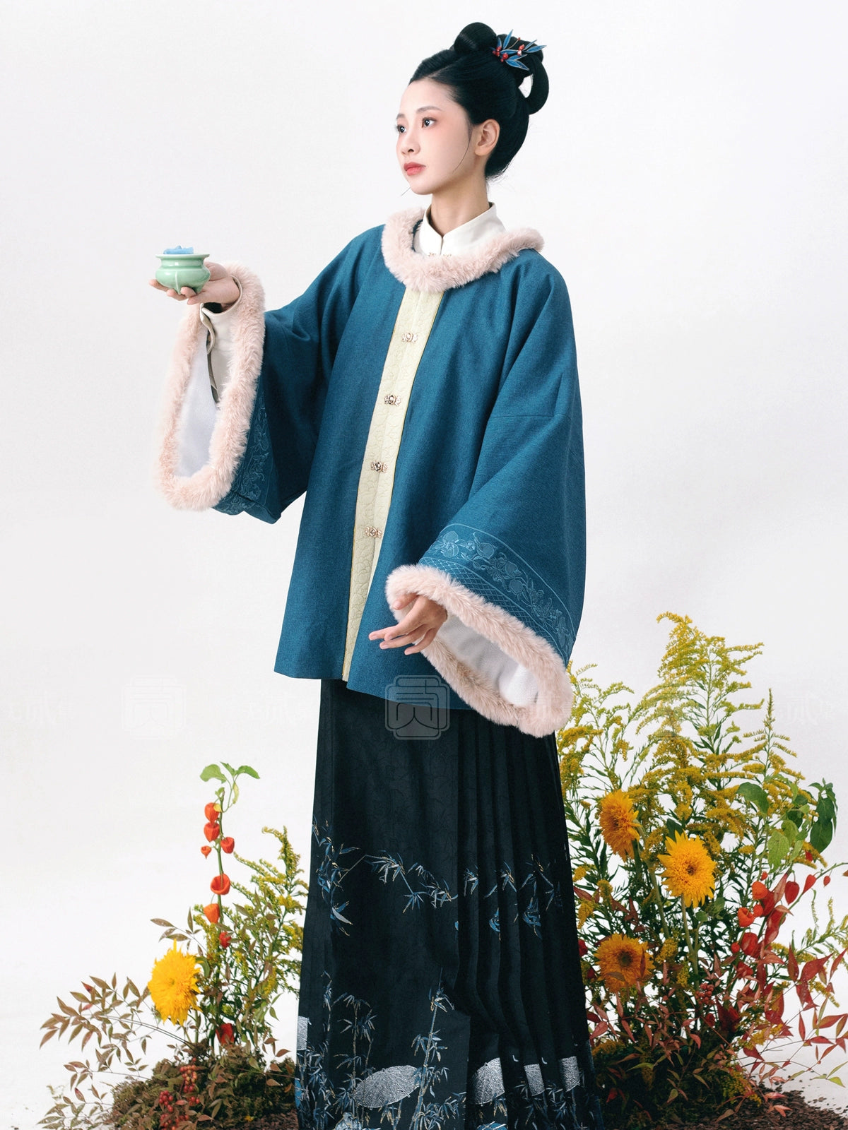 Lookbook Series Qingmen Yin Autumn Winter Hanfu