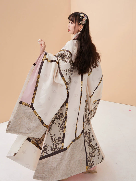 Tang Bohu Taohua Jiuzhai : Peach Blossom Debt-Cape