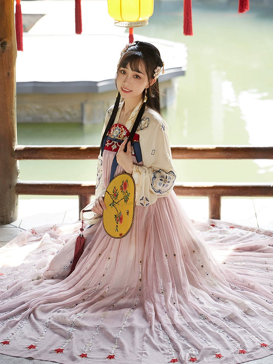 Lu Wang Fan Yin : Antler-Soundbox Robe