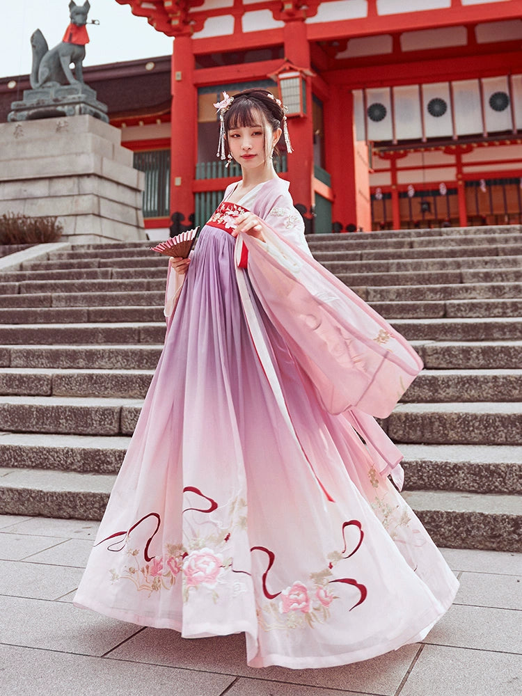 Fen Hua Shen : Pollination Cloud Dress