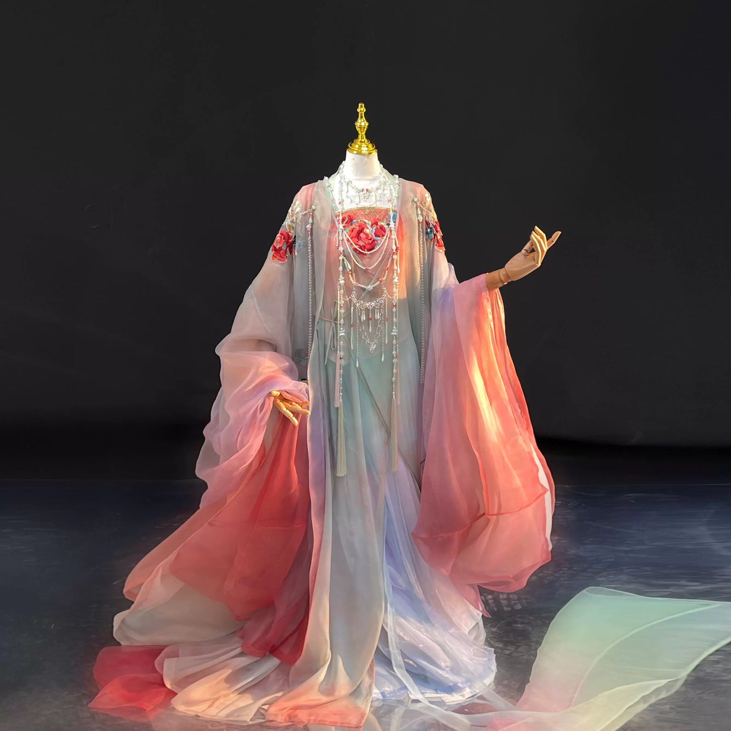 Haute Couture Series Woven Fabric Embroidered Hanfu Qing Huan Rosemanor