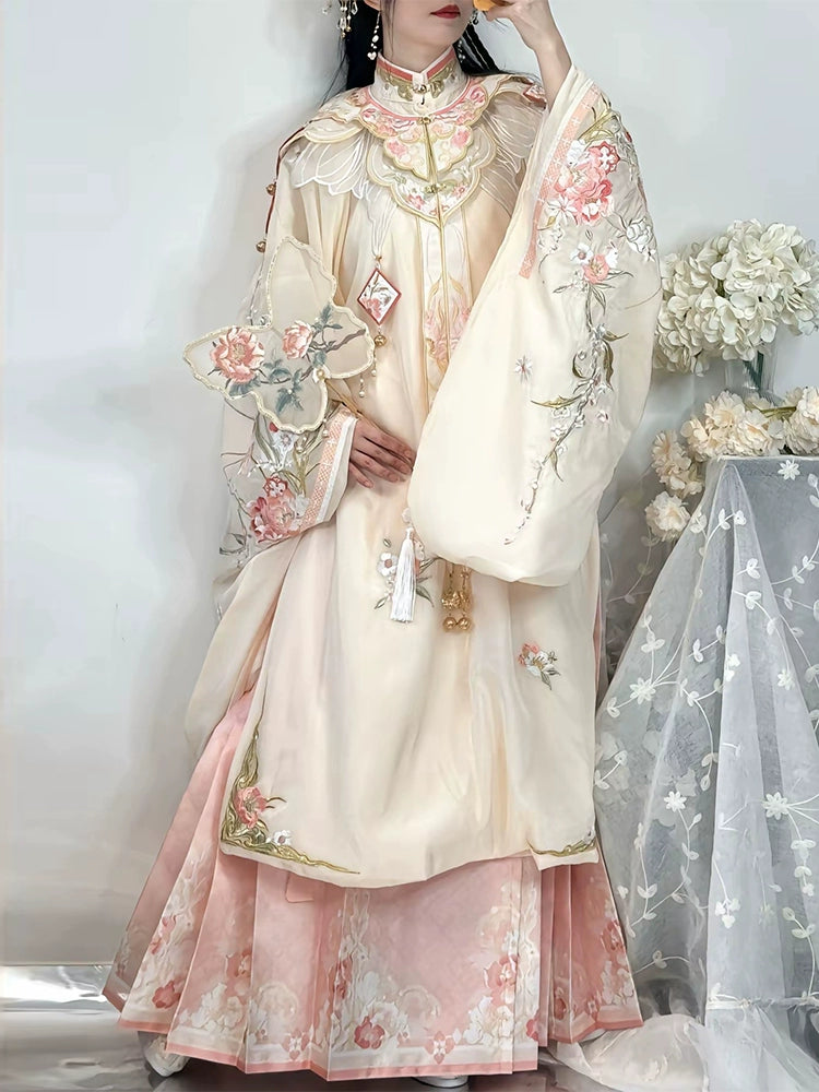 Lookbook Series Tang Hanfu 2025 Flower Puff Cake