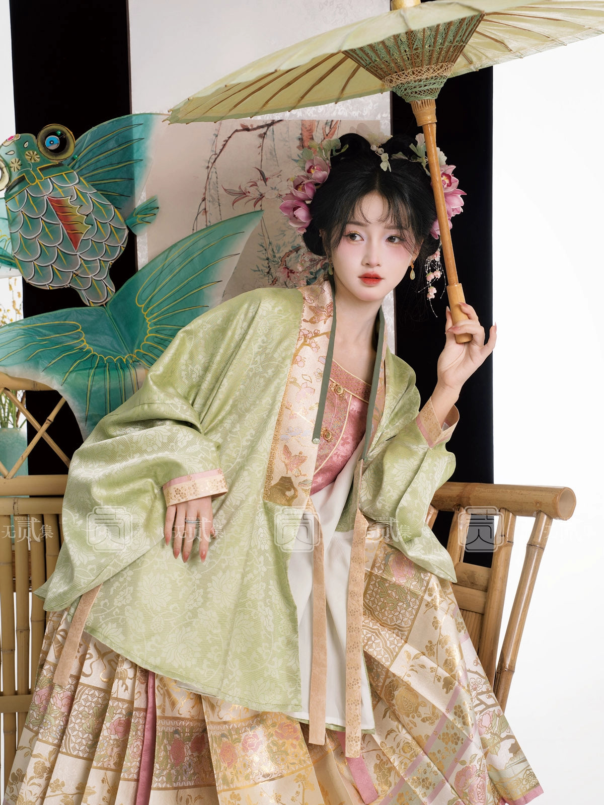 Lookbook Series Rumors Of Flowers Autumn Hanfu