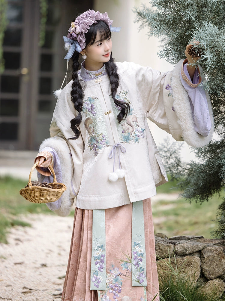 Mountain-View Qiao Series New Chinese Hanfu Squirrel Grape