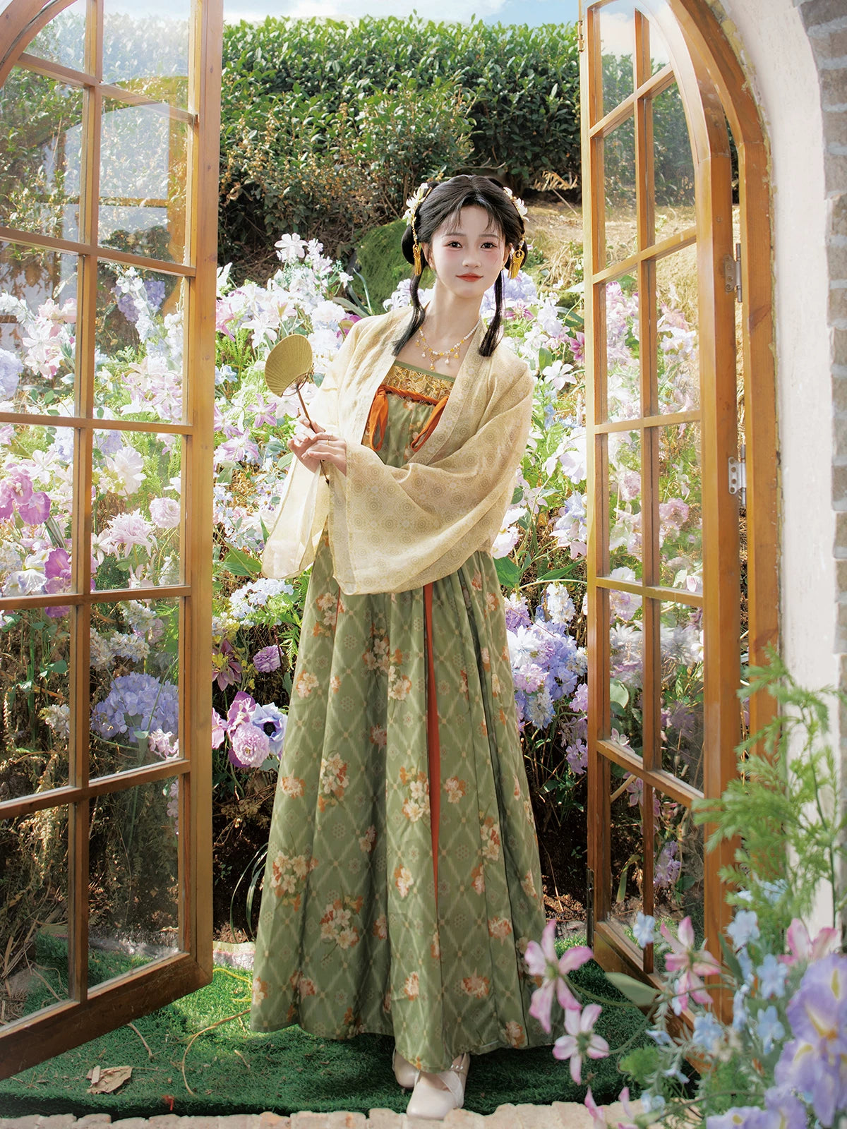 Picks Hype Series Hanfu Porcelain Spring