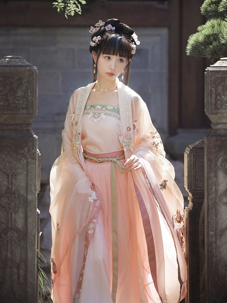 Wentao Xiantu : Peach-Querying Immortal Hare