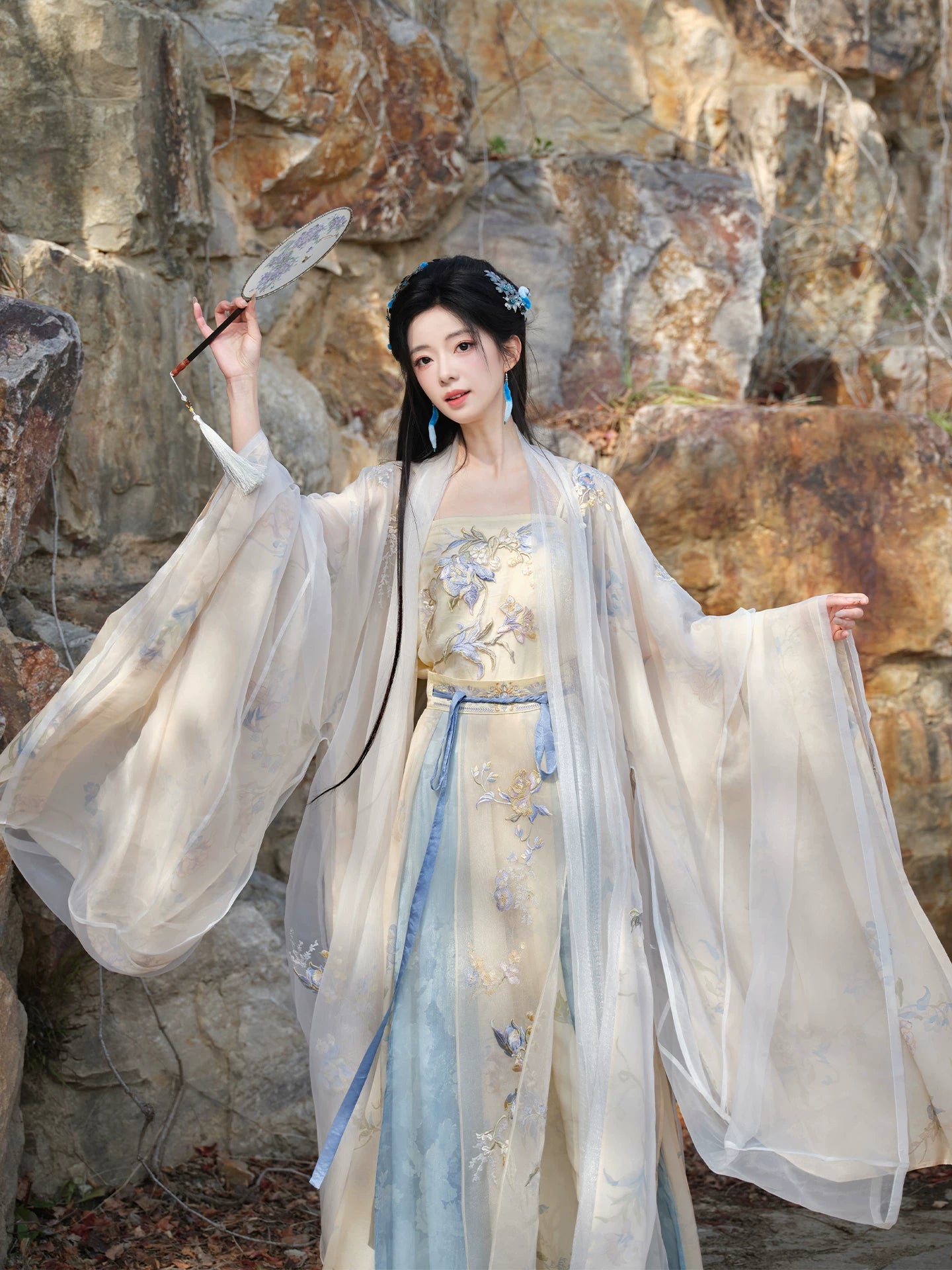 Wu Yin Bu Yan : Mist Veil Silent Haze