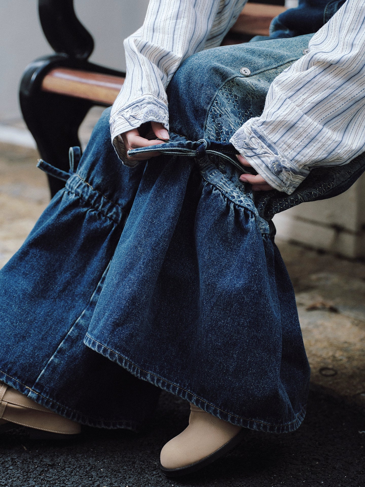 Hua Rui : Painted Stamen