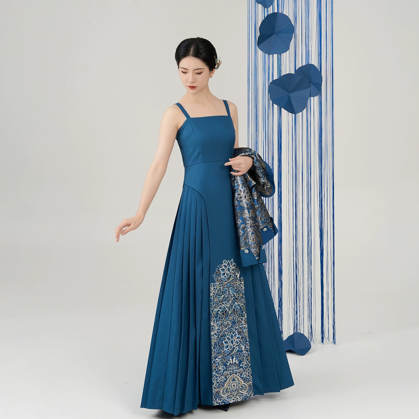 Weaving Modern Hanfu Glazed Blue Branch