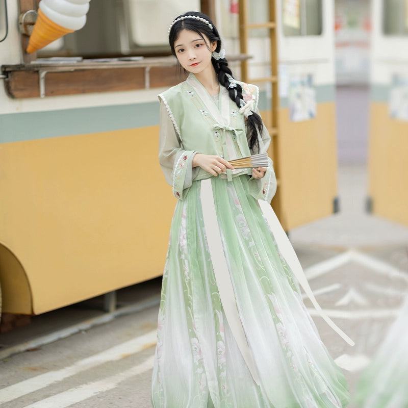 LOOKBOOK SERIES Tang Dynasty Modern Hanfu