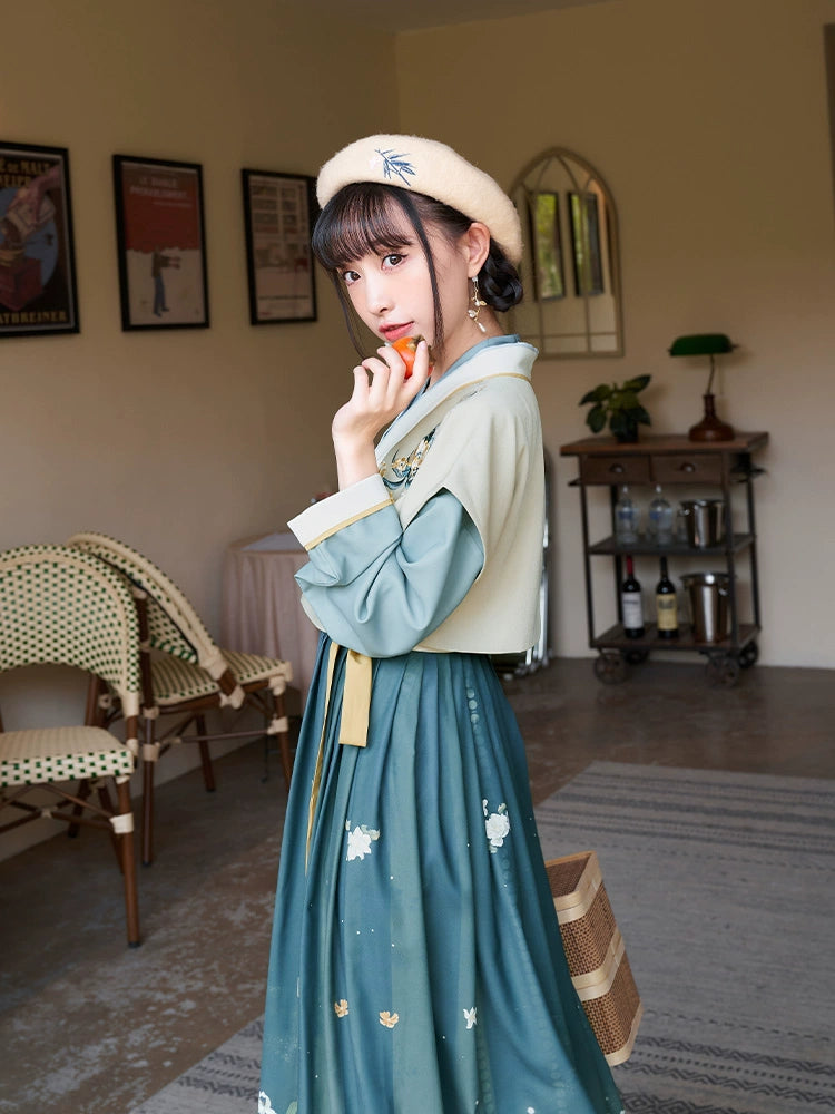 Qingyue : Cerulean Moon