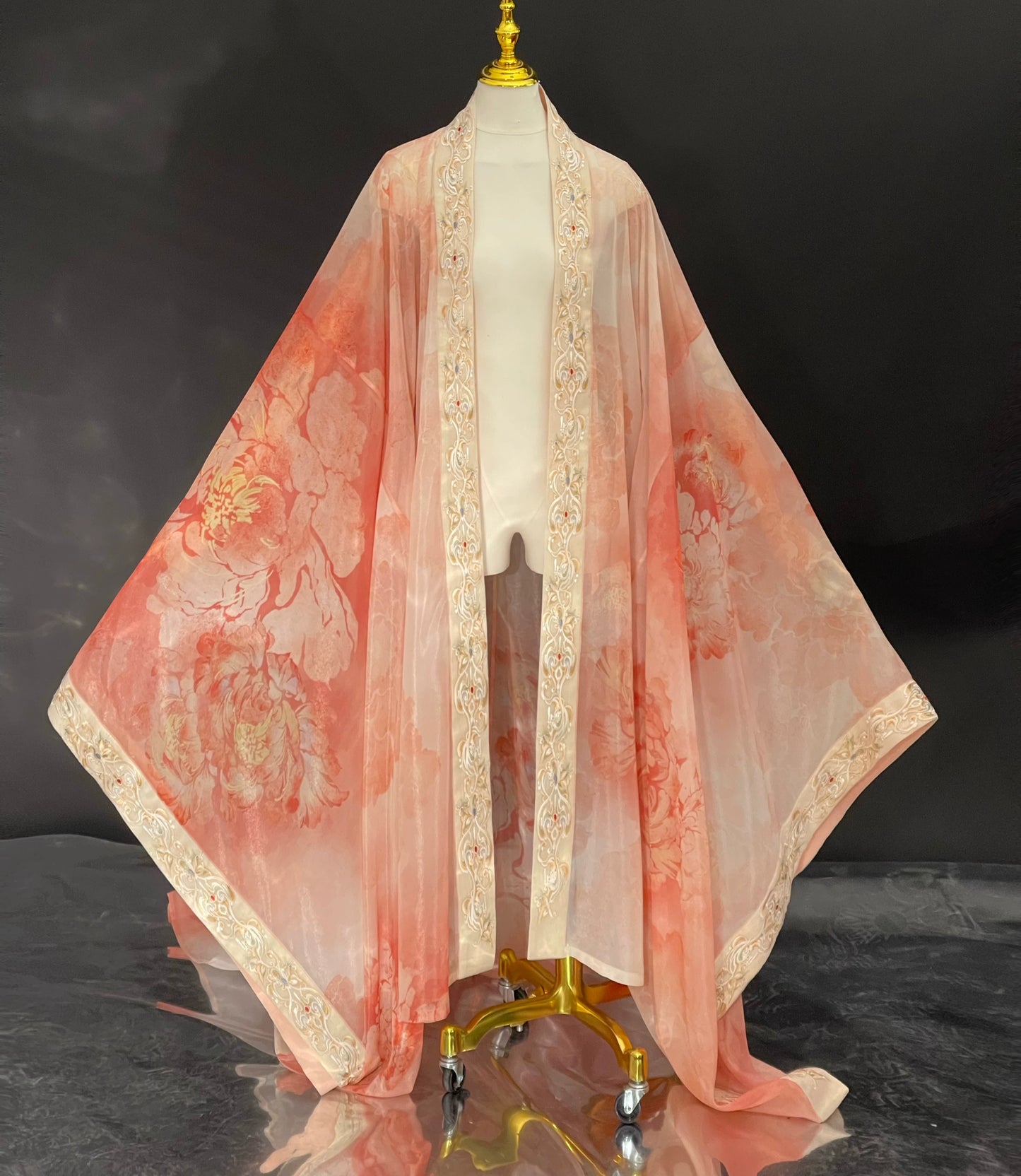 Haute Couture Series Woven Fabric Embroidered Hanfu Qing Huan Royal Phoenix Bride