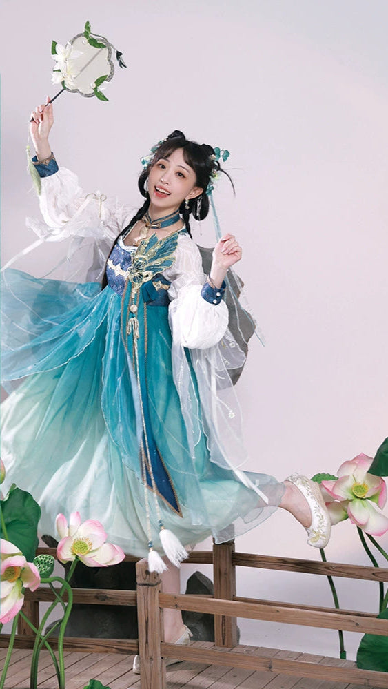 Xiaoqiao Qingshe : Qiao's Cerulean Serpent