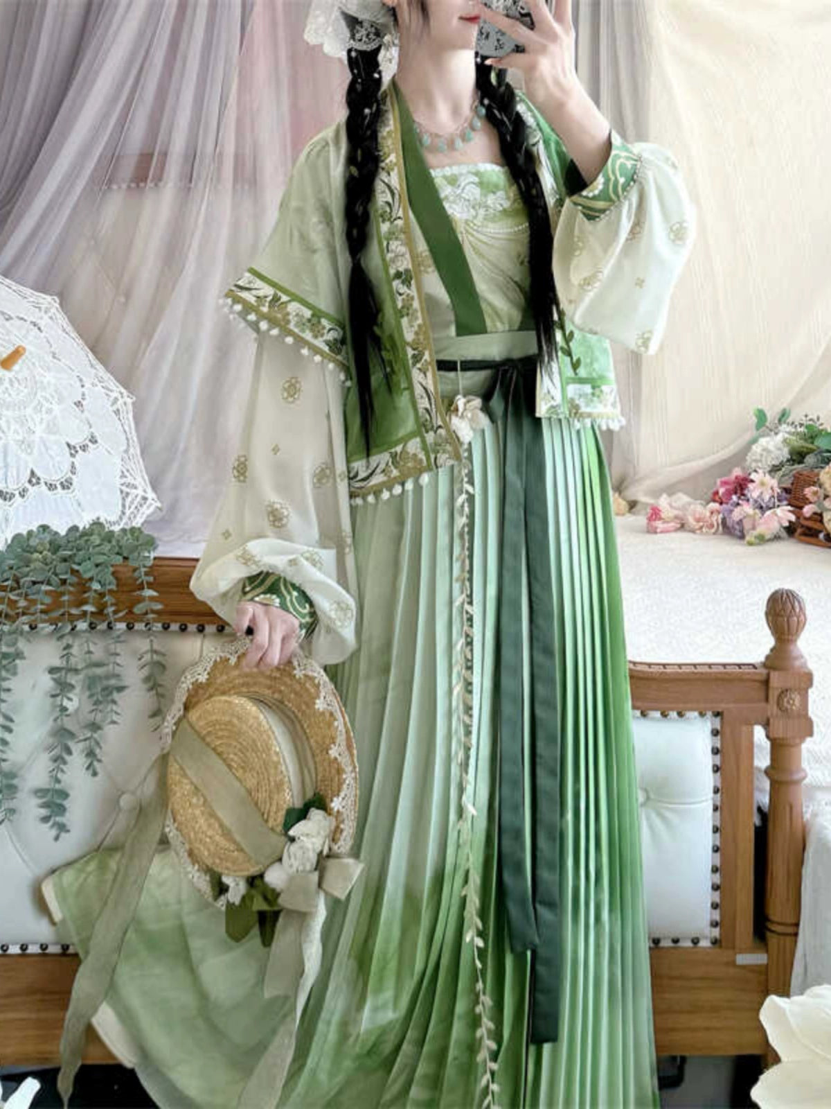 Lookbook Series 2025 Hanfu Branche Green