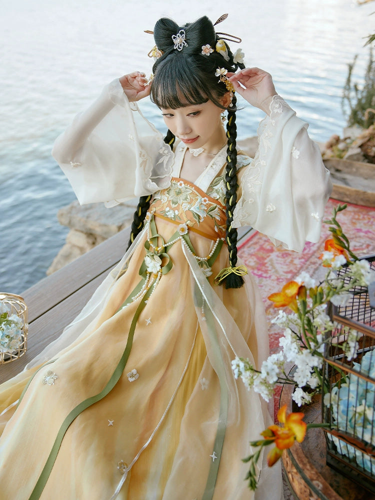Huazhao Ruyue : Floral Covenant