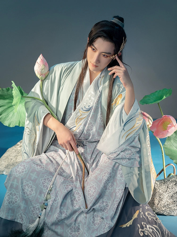 Qing He Jin Li : Iridescent Couple