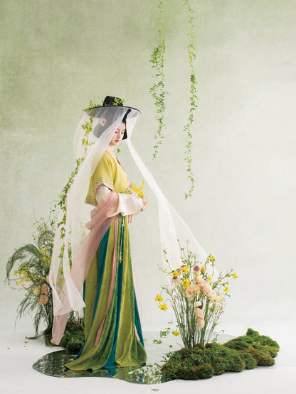 Picks Hype Series Hanfu Graceful and Radiant