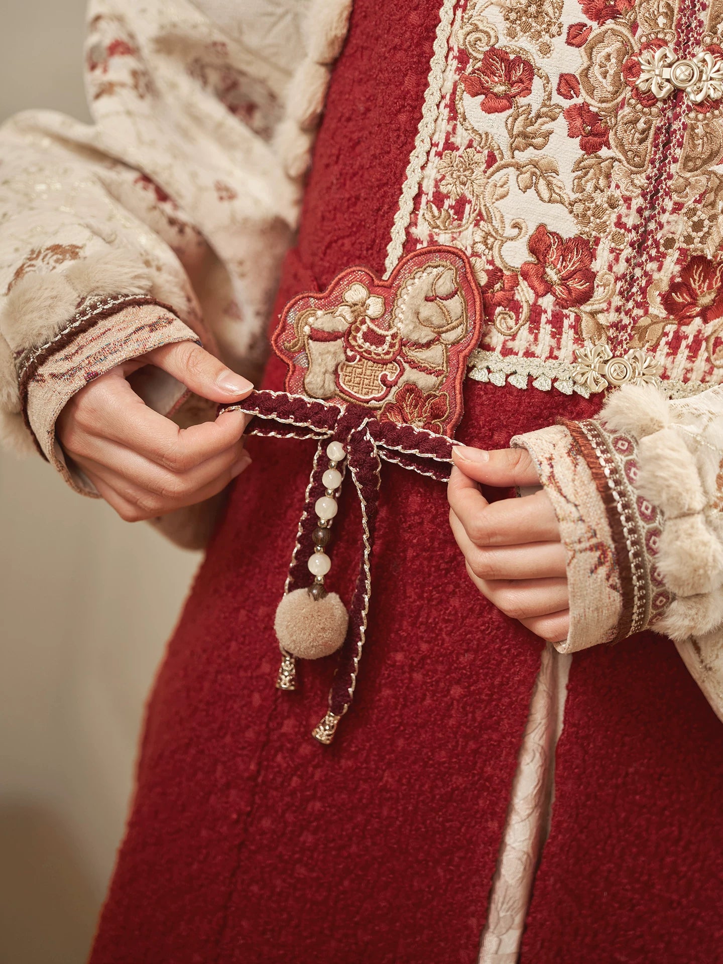 Chi Ma Bao Xiang : Red Horse Treasure Phase