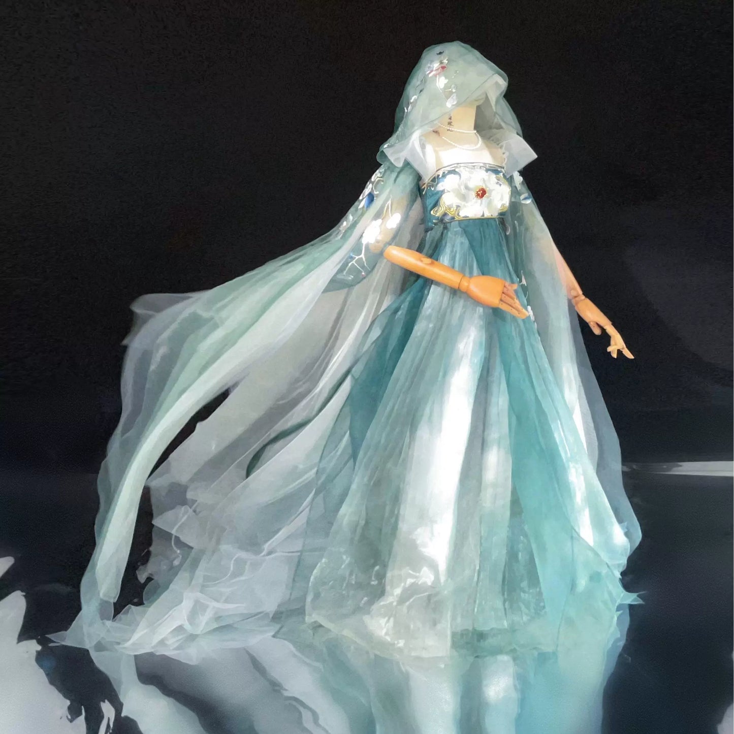 Haute Couture Series Woven Fabric Embroidered Hanfu Qing Huan Novempax Peaceglade