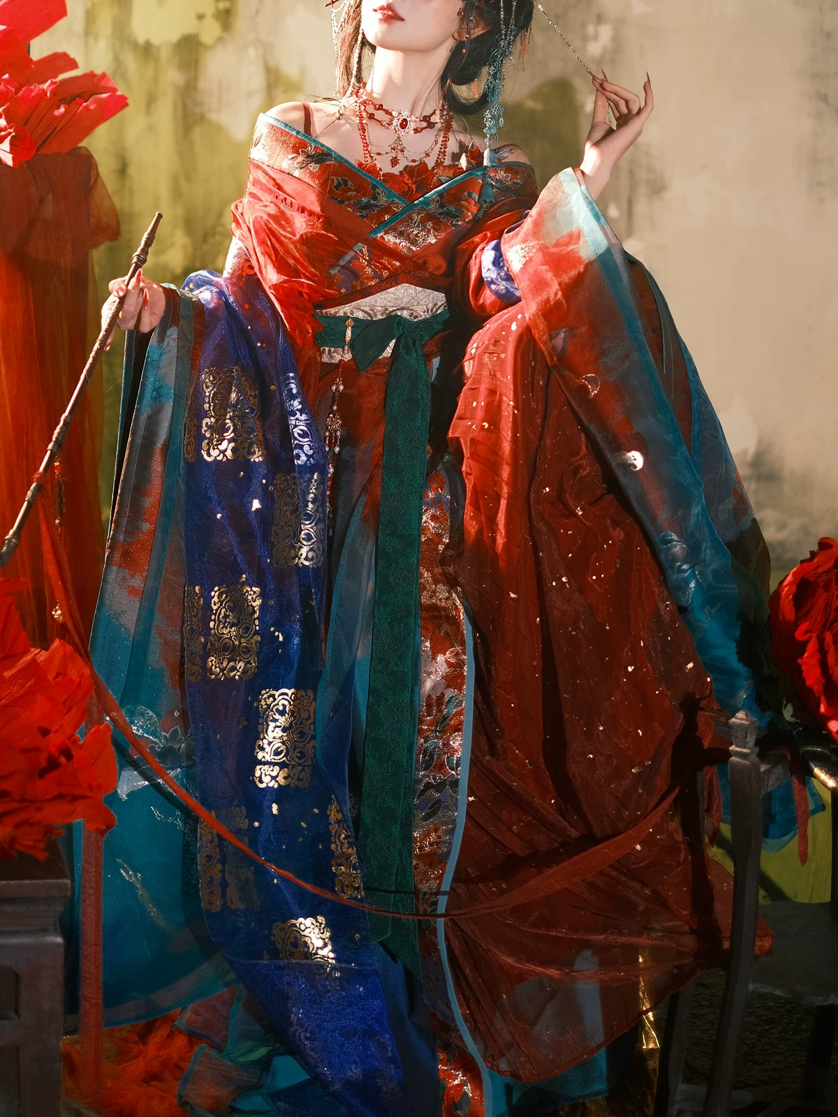 Cloud-Kissing Nature Series Bright Hall Red Han Hanfu