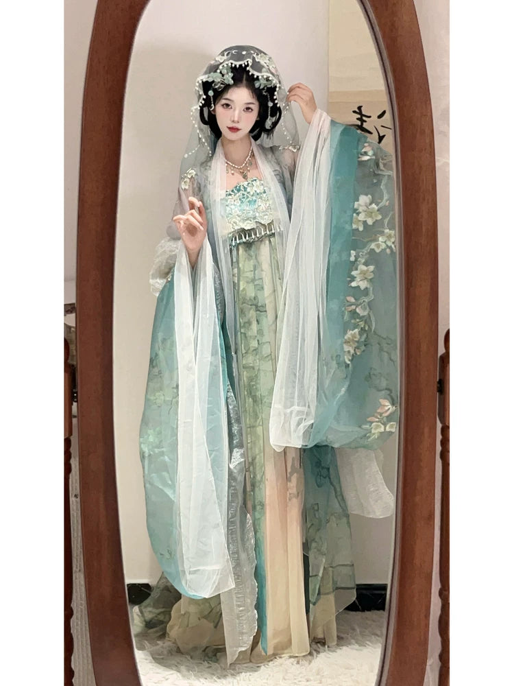 Cloud-Kissing Nature Series Apricot Blossoms in Light Rain Wei Hanfu