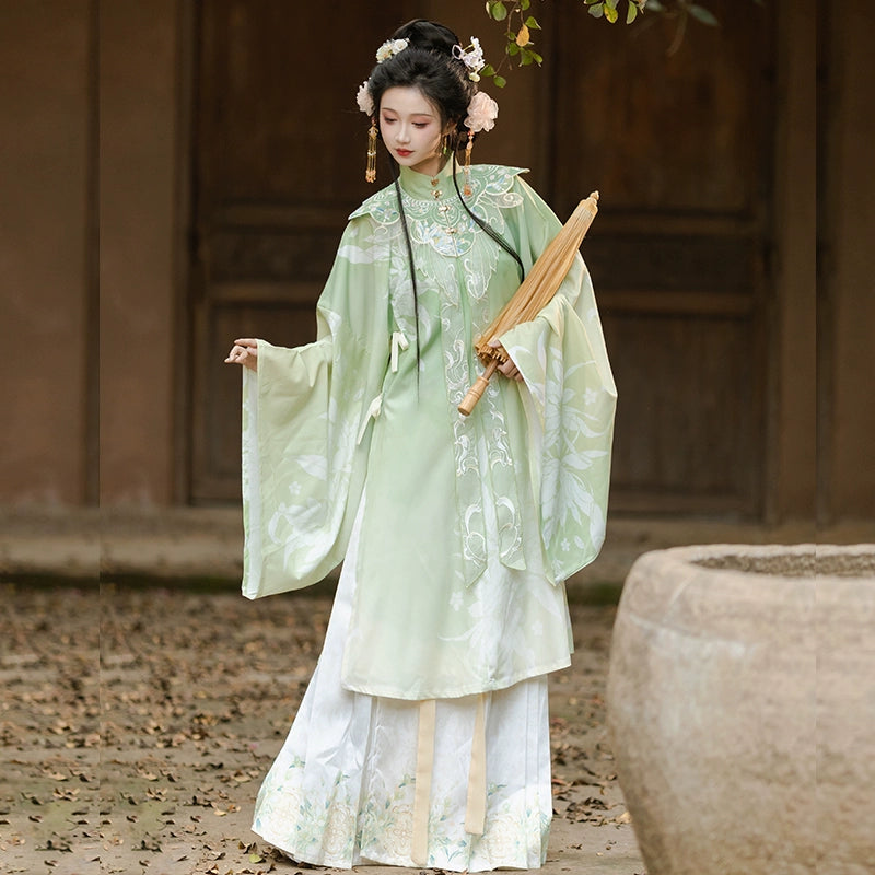 LOOKBOOK SERIES Ming Dynasty Horse Face Skirt Green Red Set