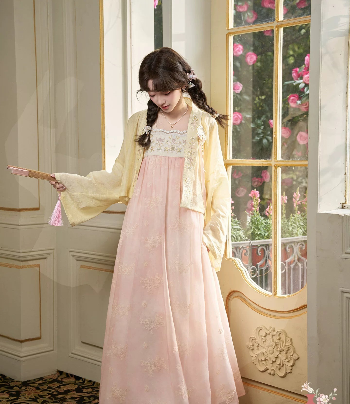 Xing Xiang : Incense Walk