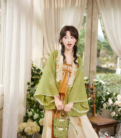 Dai Chun Feng : Wait Spring Wind