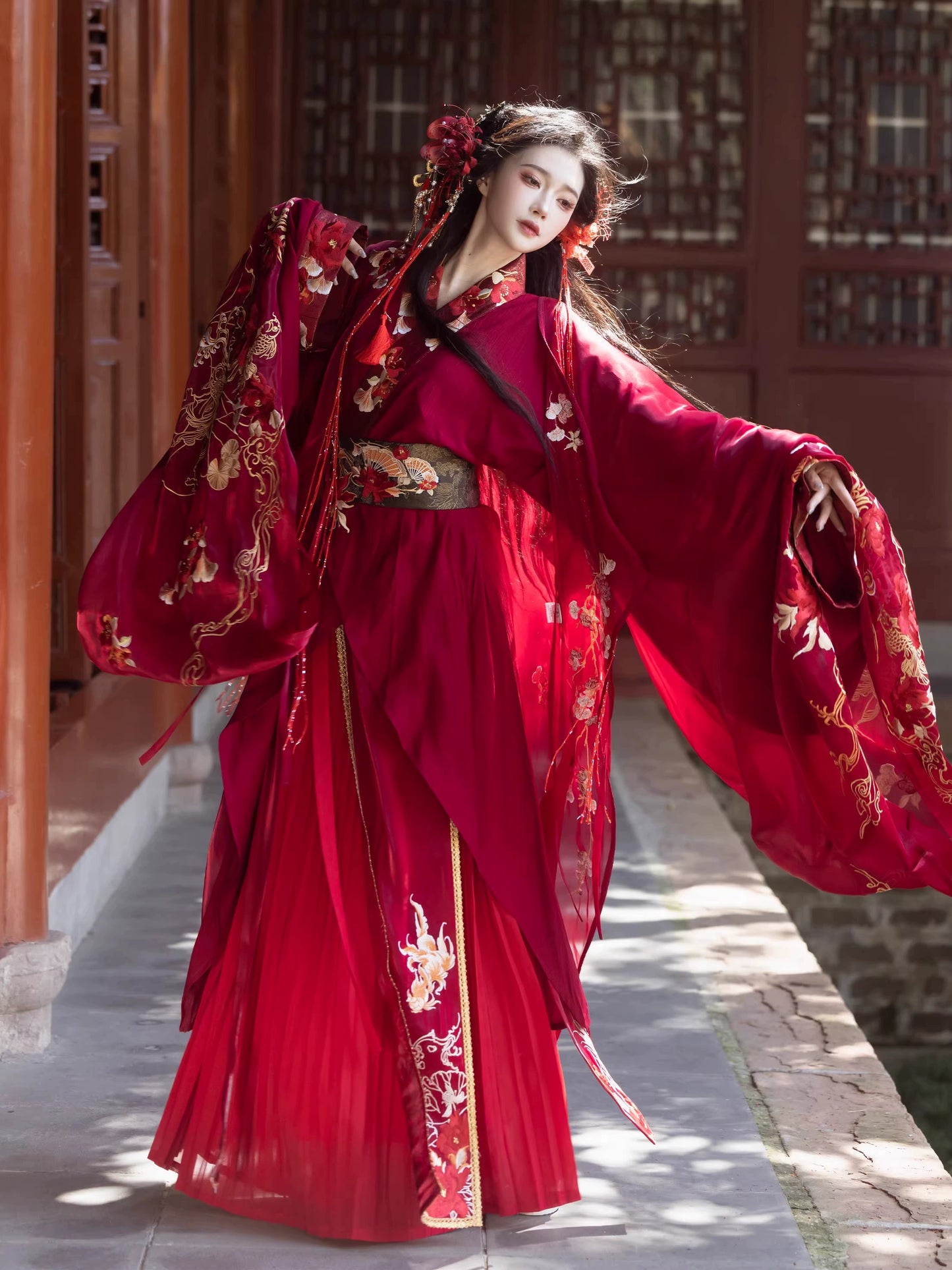 Serene Return Series Gilded Maiden