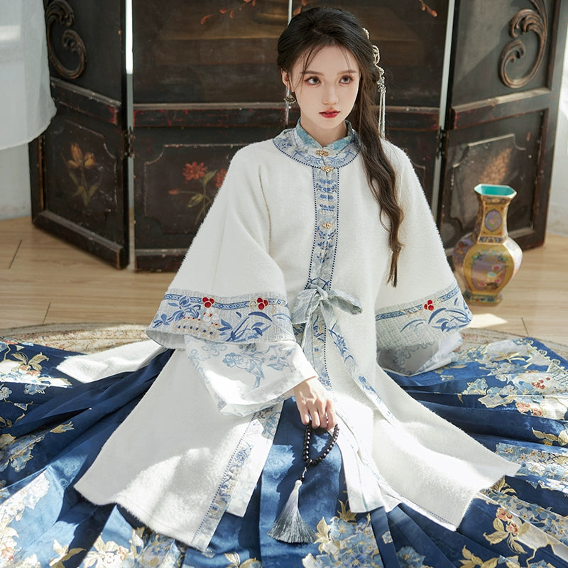 Qing Hua Sui Yu : Celadon Shards