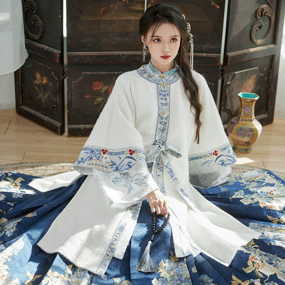 Qing Hua Sui Yu : Celadon Shards