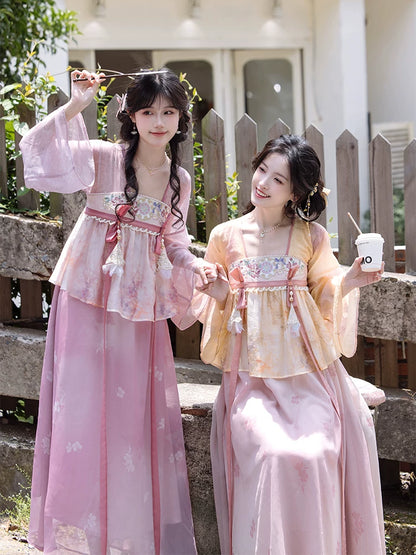 Lookbook Series Nectarine Petals