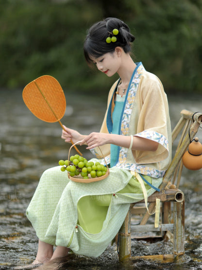 Lookbook Series Loquat Mill Autumn Song Hanfu