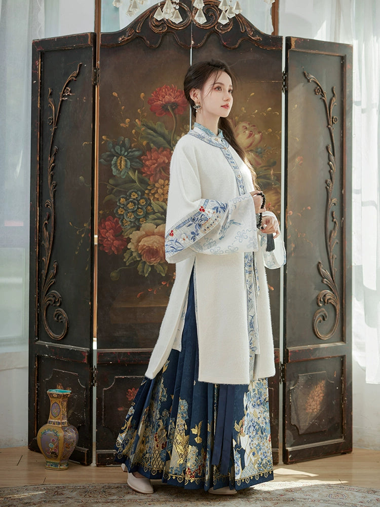 Qing Hua Sui Yu : Celadon Shards