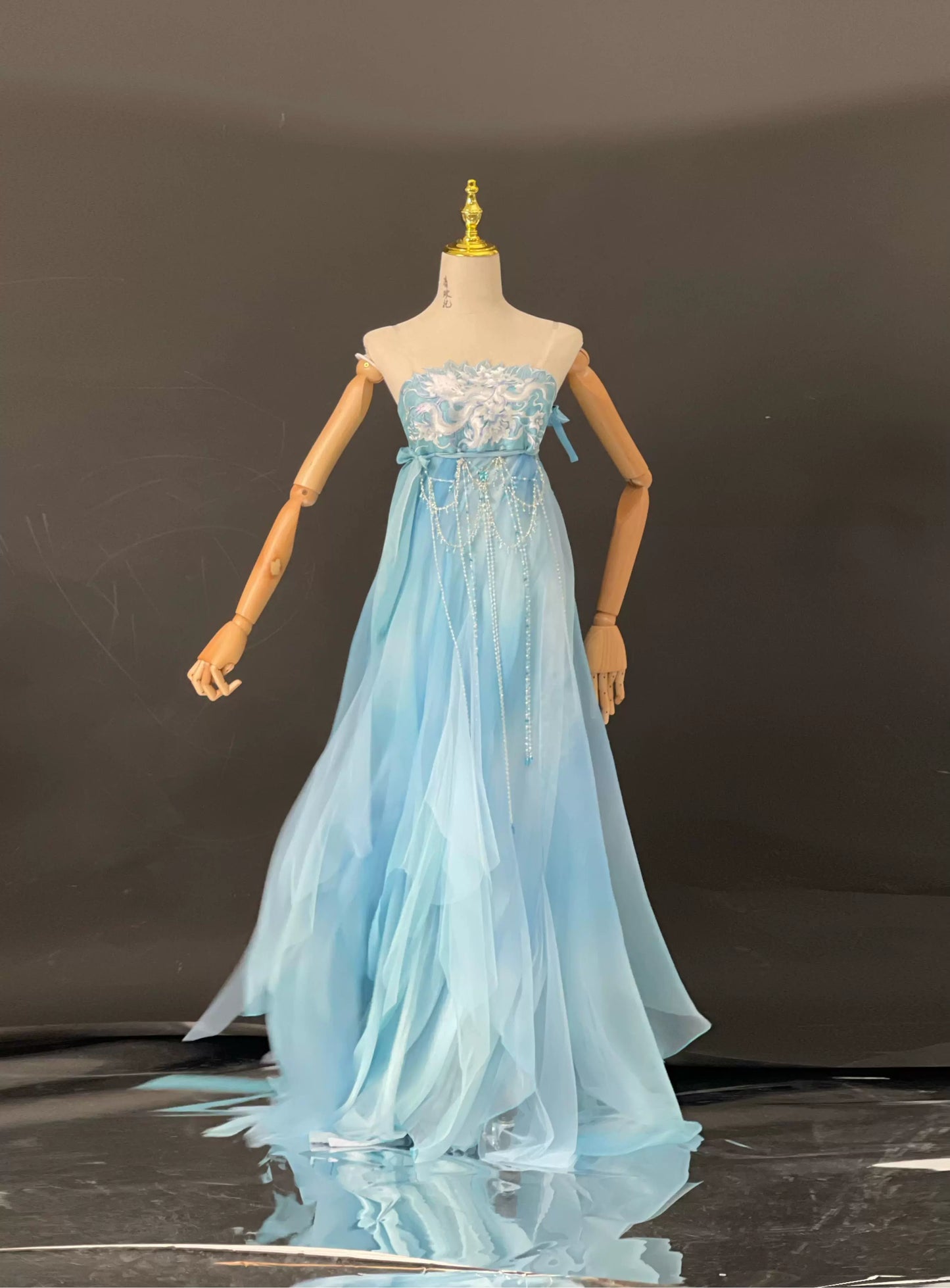 Haute Couture Series Woven Fabric Embroidered Hanfu Qing Huan Frostvulp Tang