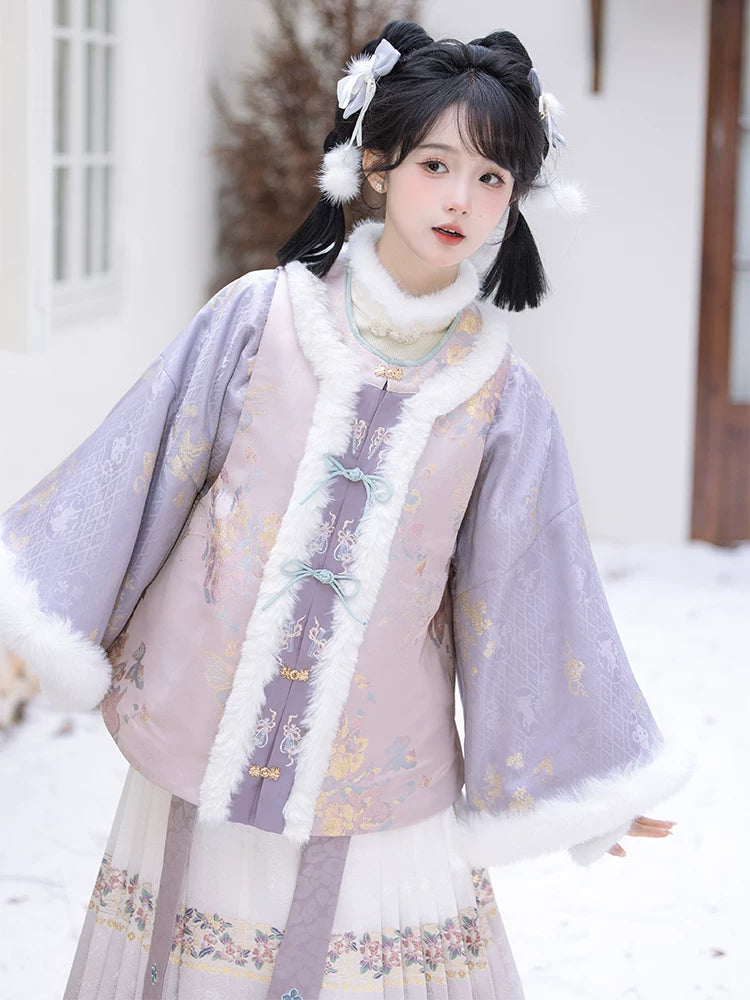 Lookbook Series Moon Rabbit Watching Snow