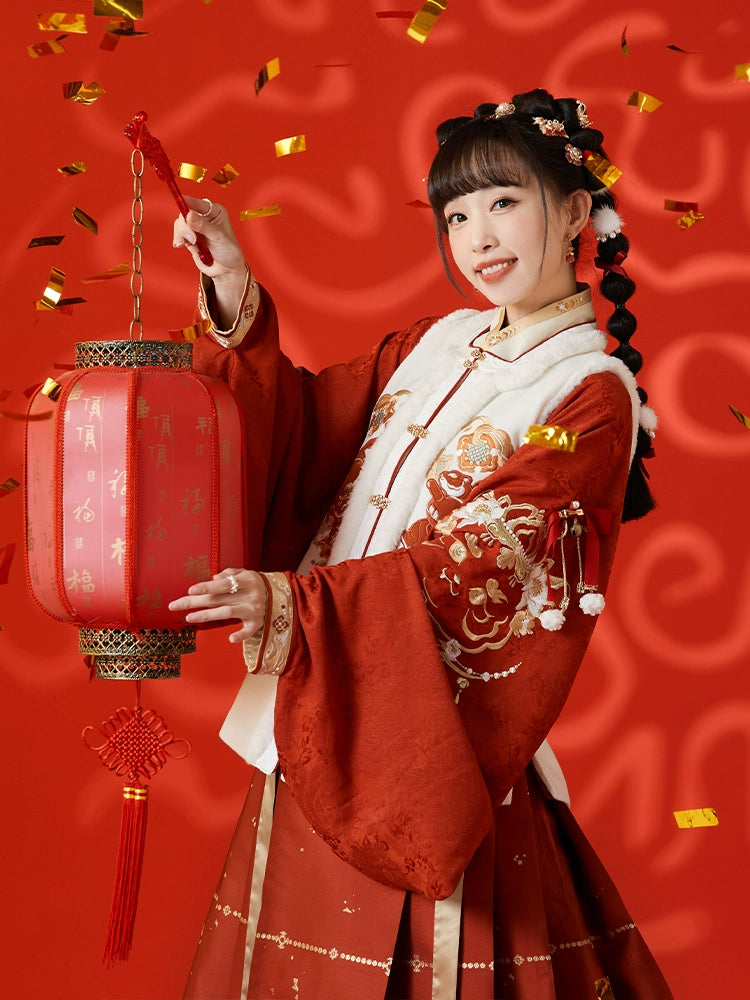 Hu He Xin Chun : Firework-Trail Skirt
