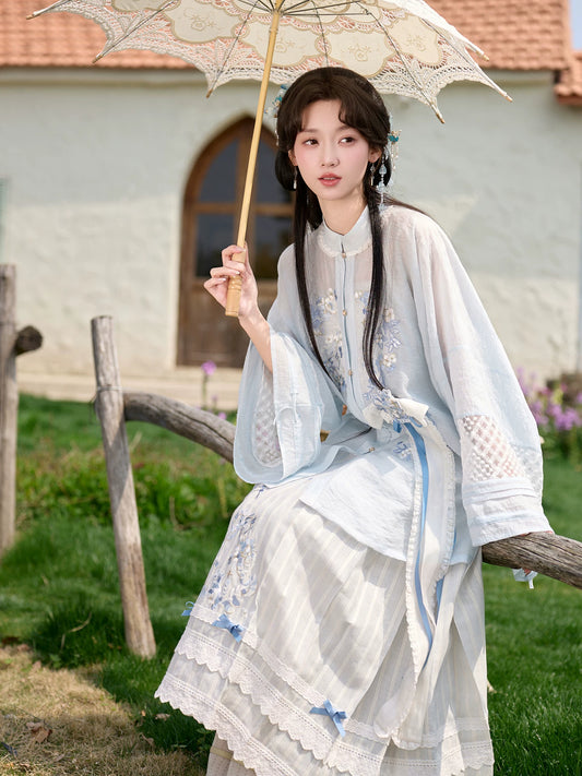 Nan Feng Ying : Breeze Filled
