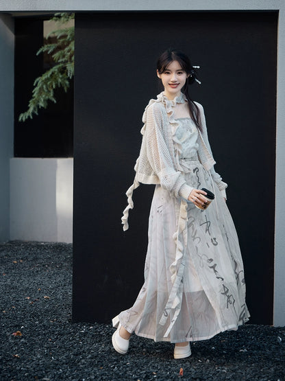 Yue Ying Yun Zhang : Lunar Glyphs