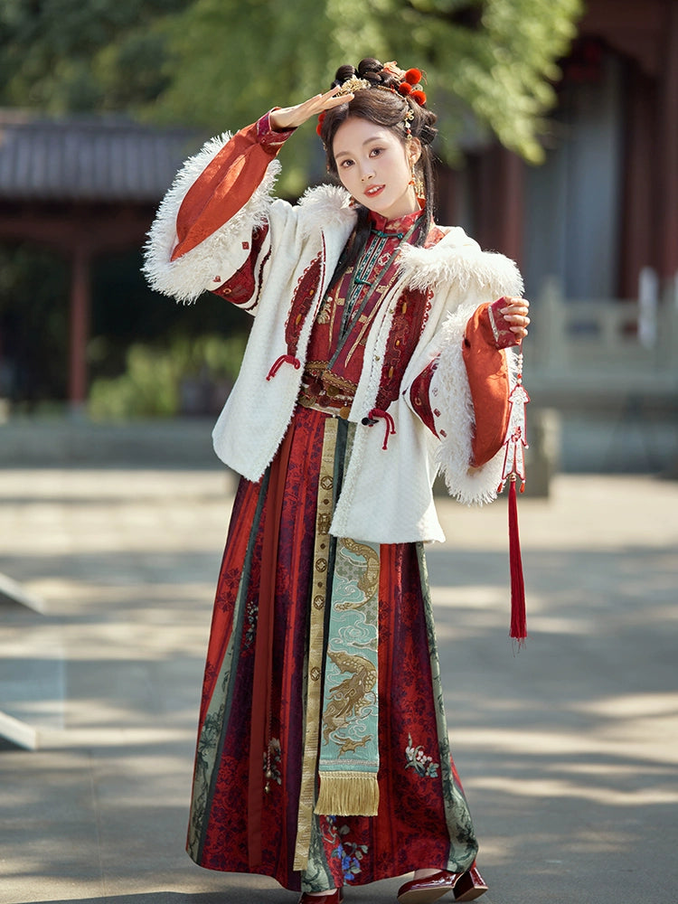 Long Yin Song Fu : Dragon's Ode To Bliss-Coat