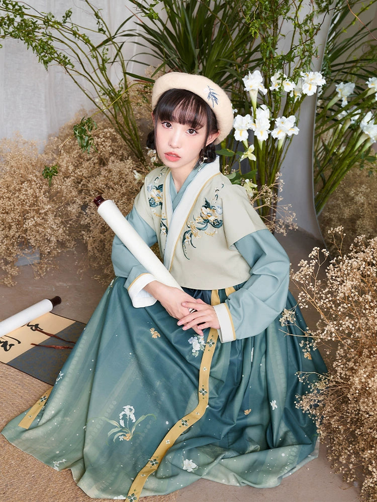 Qingyue : Cerulean Moon