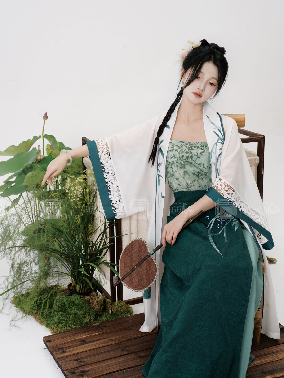 Lookbook Series Stream Breezee Autumn Song Hanfu